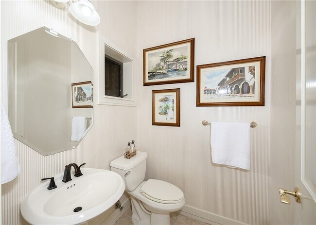 Building Photo - 4776 Stonebriar Cir