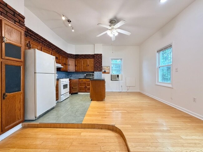 Building Photo - 514 Monastery Pl