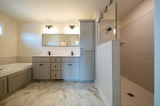 Building Photo - 17318 Encina Path