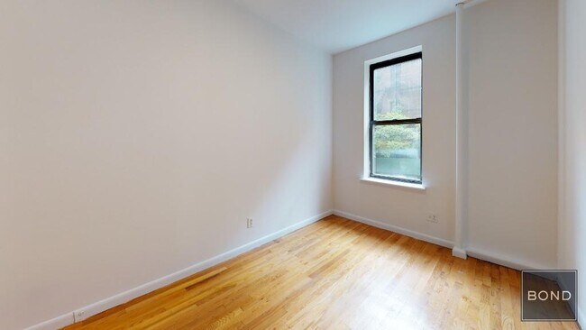 Building Photo - 417 E 65th St