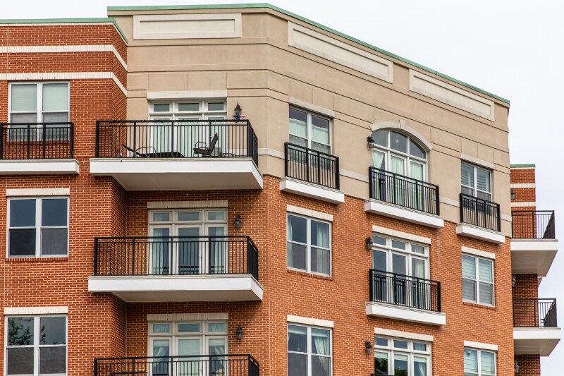 Building Photo - 670 Town Center Dr