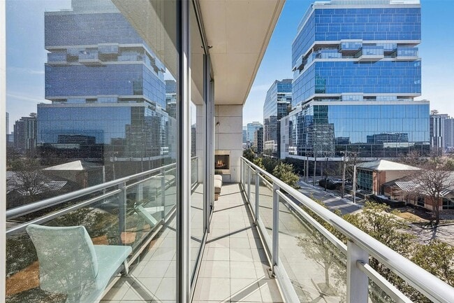 Building Photo - 2900 McKinnon St