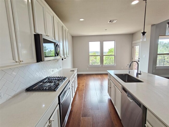 Building Photo - 5308 Traviston Dr