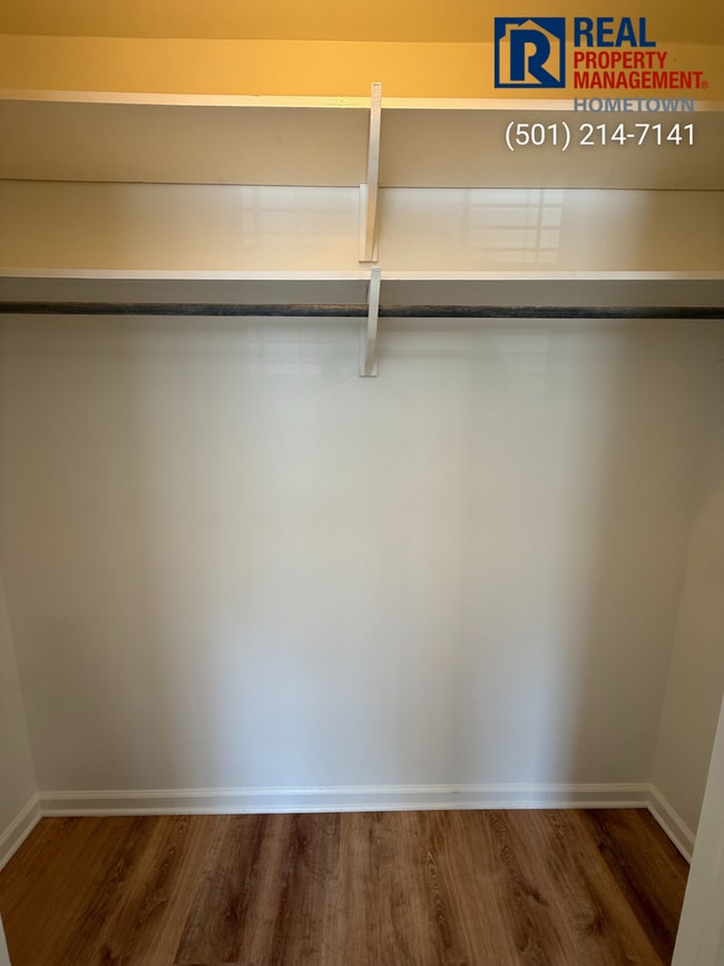 Building Photo - 130 Valley Club Cir