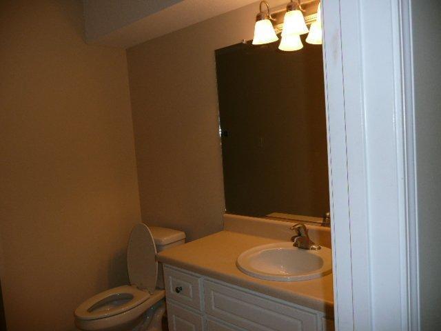 Building Photo - Grovetown large attached home