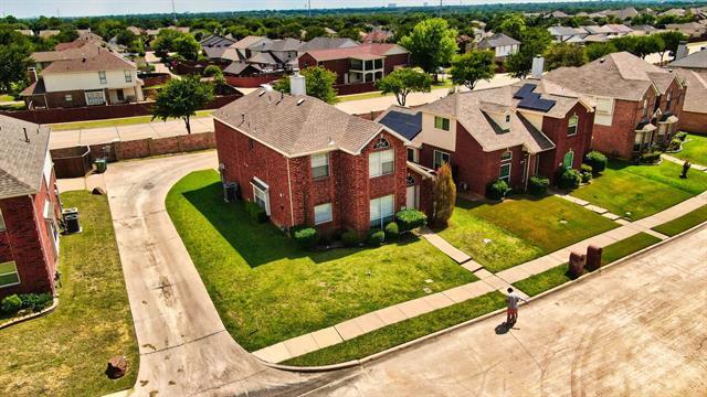 Building Photo - 1402 Stone Canyon Way