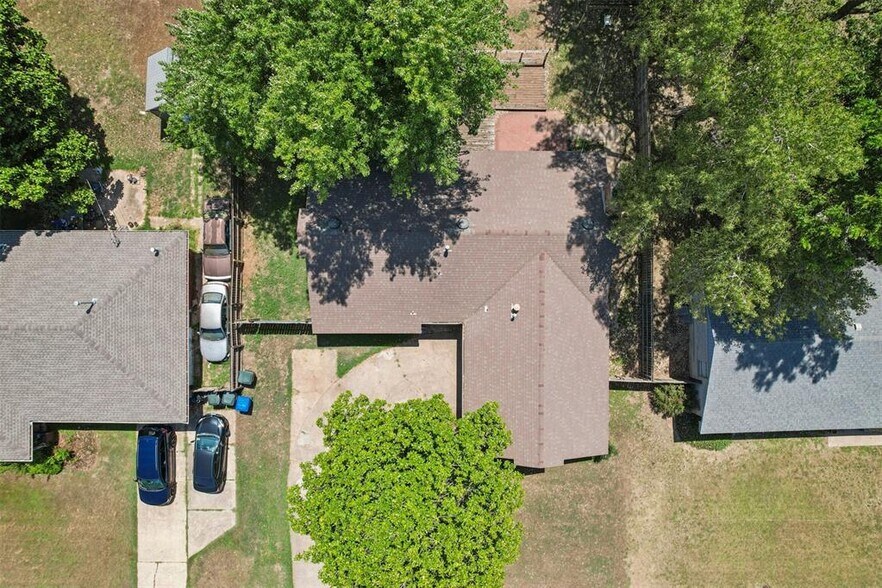 Building Photo - 1428 Aladdin St
