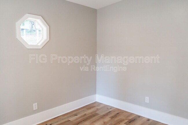 Building Photo - 911 Freemason St