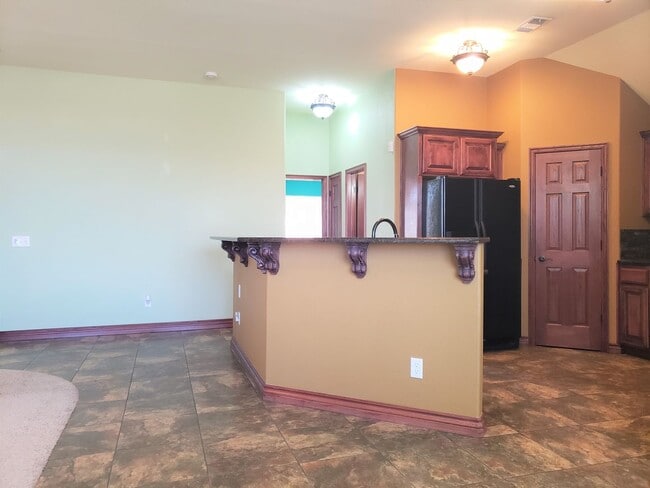 Building Photo - 329 Madison Pl Dr