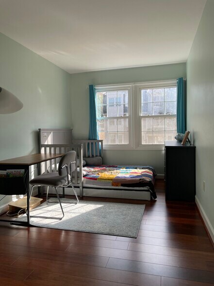 Building Photo - 12134 Salemtown Dr