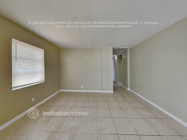 Building Photo - 1521 20th Ave N