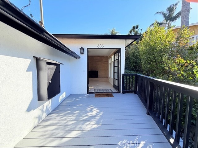 Building Photo - 635 St Ann's Dr