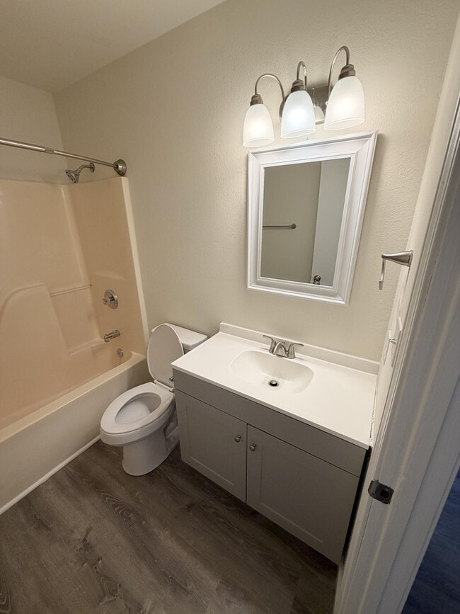 Building Photo - 1701 Hanover Blvd