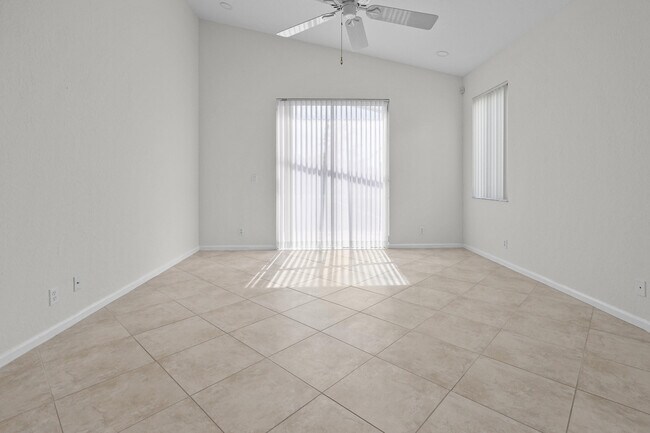 Building Photo - 7835 NW 78th Ave
