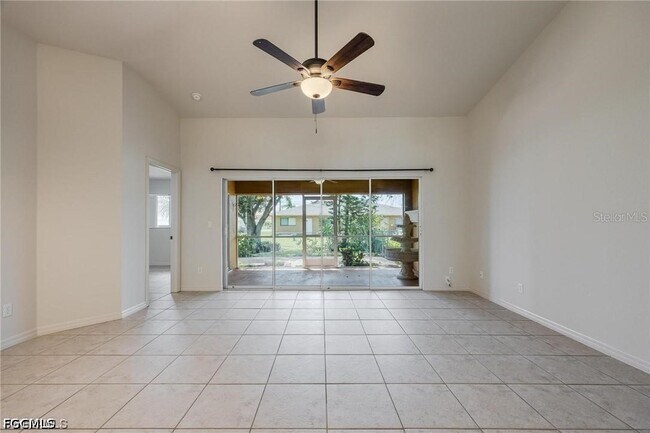 Building Photo - 4522 SW 7th Pl