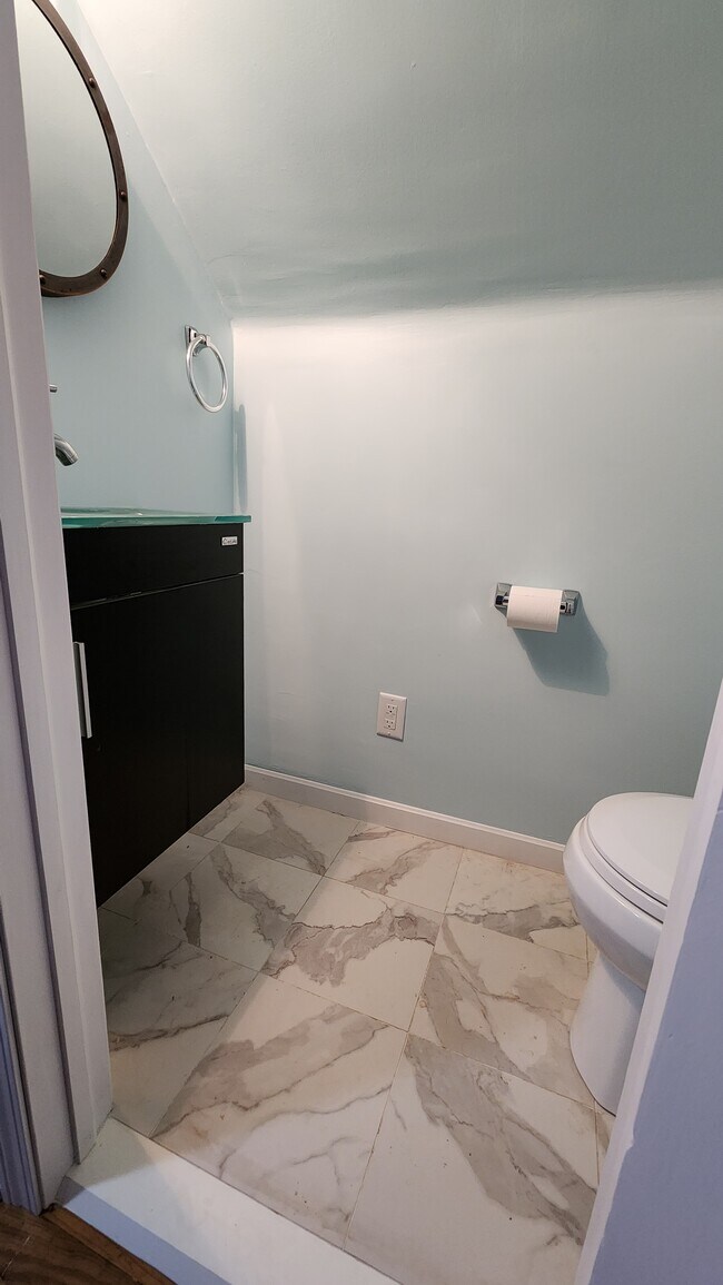 Building Photo - 4467 New Rd