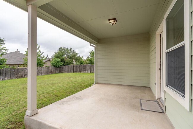 Building Photo - 806 Bedford Ct