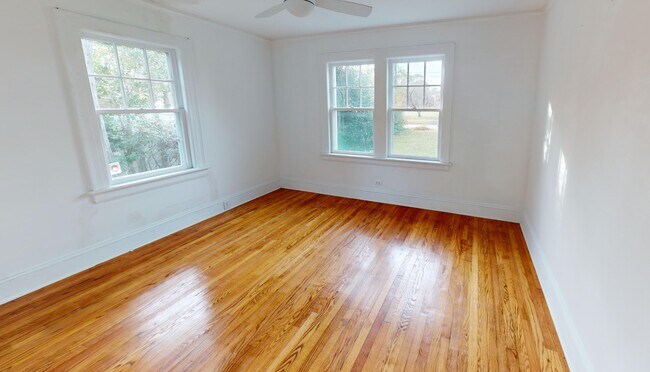 Building Photo - 608 N Jackson St