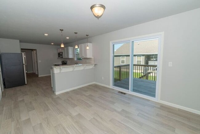 Building Photo - Mishawaka South Side- Be the first to Occupy this newly built 2-story home
