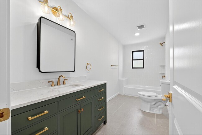 Building Photo - 167 Harrison Ave