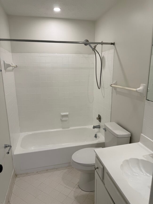 Building Photo - Kevin dr