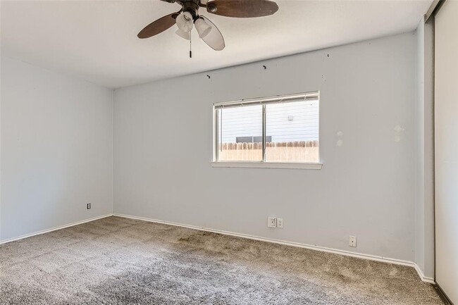 Building Photo - 1236 Dexford Dr