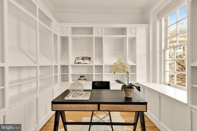 Building Photo - 1704 16th St NW