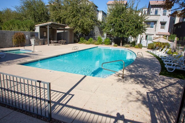 Building Photo - Welcome Home! Fully Furnished with Month to Month leasing options available. Contact us today to ...