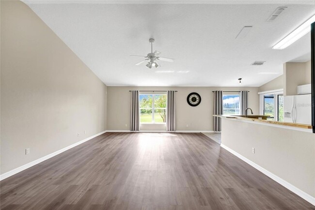 Building Photo - 514 Lake Sumner Dr