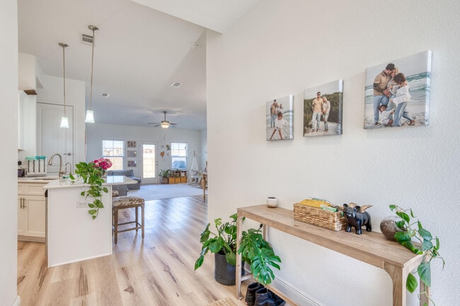 Building Photo - 507 Alleyoak Ln