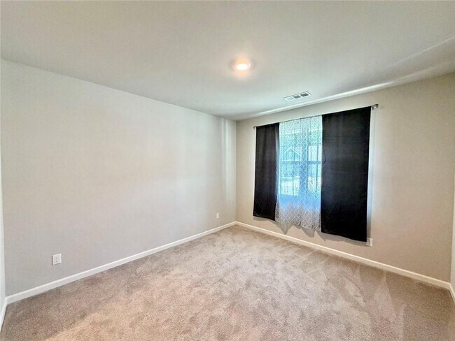 Building Photo - 5888 Screech Owl Dr