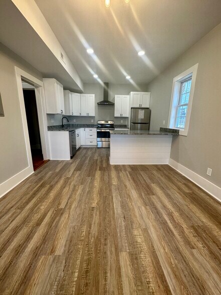 Building Photo - 187 Neponset Ave