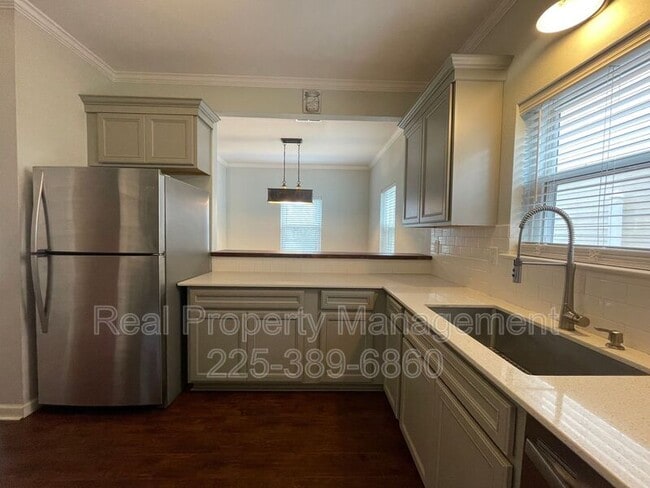 Building Photo - 1530 Lila St