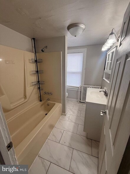 Building Photo - 44 Eighth Street Unit