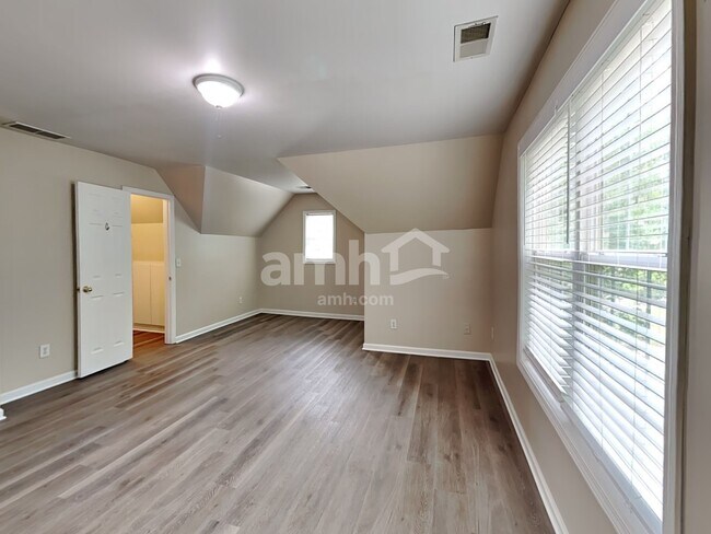 Building Photo - 2312 Herring Woods Trl