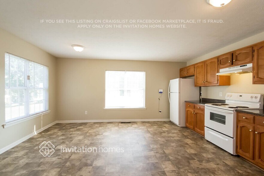 Building Photo - 516 Shaggy-Hickory Tr