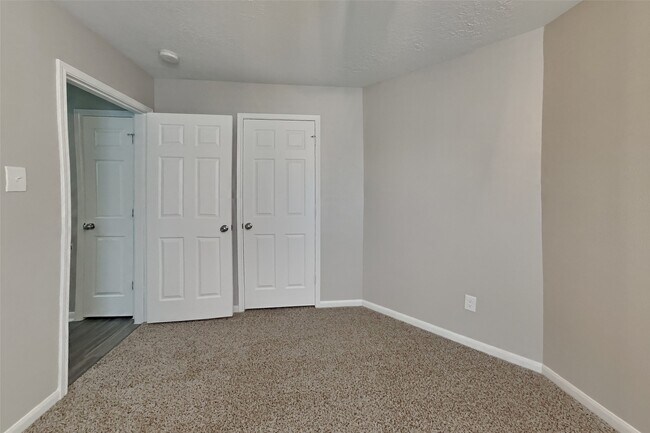 Building Photo - 20407 Westfield Estates Dr