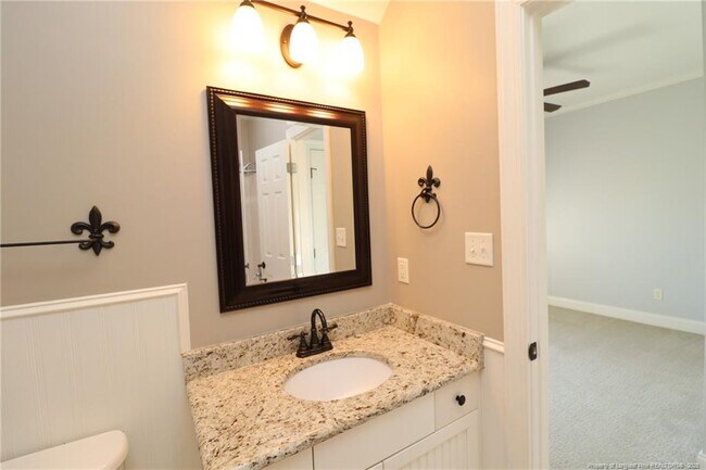 Building Photo - 110 Guymon Ct