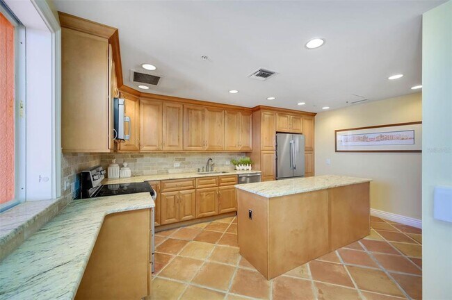 Building Photo - 16550 Gulf Blvd