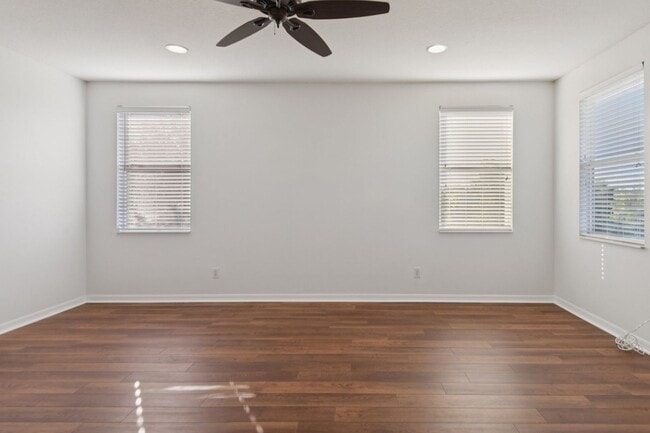 Building Photo - 12805 Avelar Manor Pl