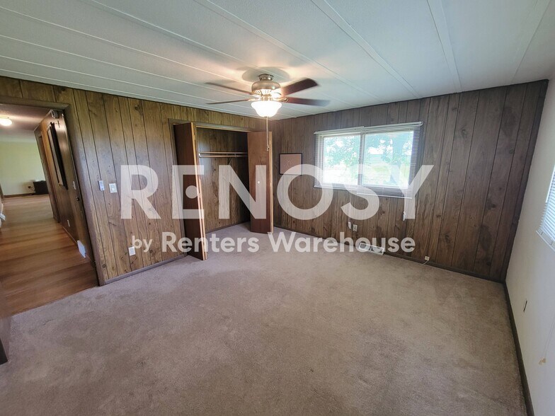 Building Photo - 42296 Reeds Lake Rd