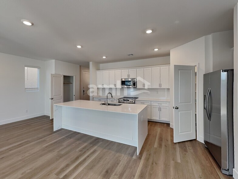 Building Photo - 5838 Casterly Rock St