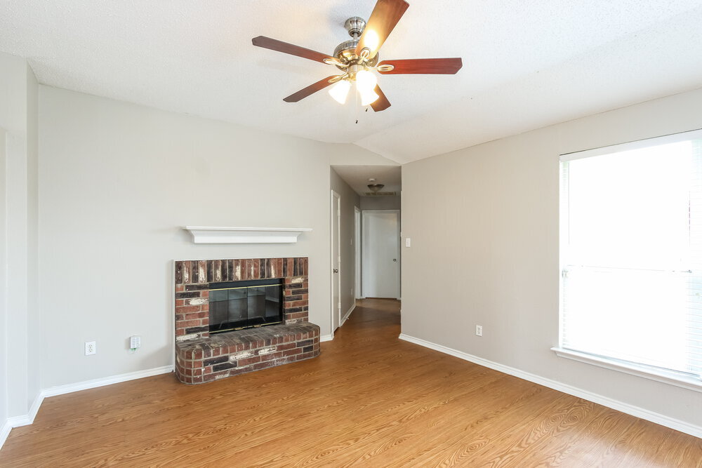 Building Photo - 2717 Bent Brook Dr