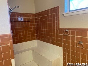 Building Photo - 126 Clubhill