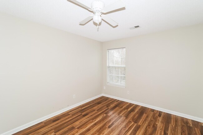 Building Photo - 6815 Kerry Valley Ln