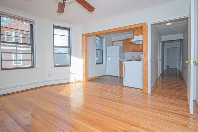 Building Photo - 29 William St