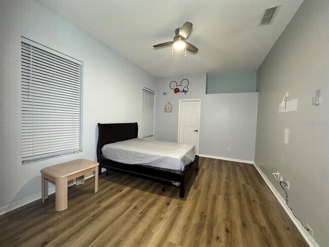 Building Photo - 235 Riggs Cir