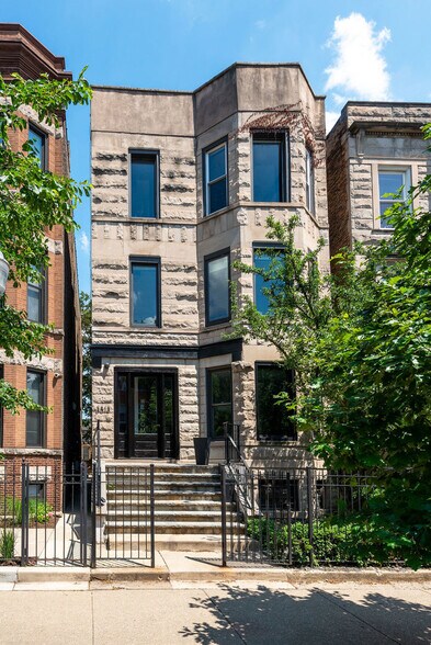 Primary Photo - 3513 N Sheffield Ave