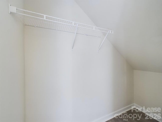 Building Photo - 8021 Murray Br Dr