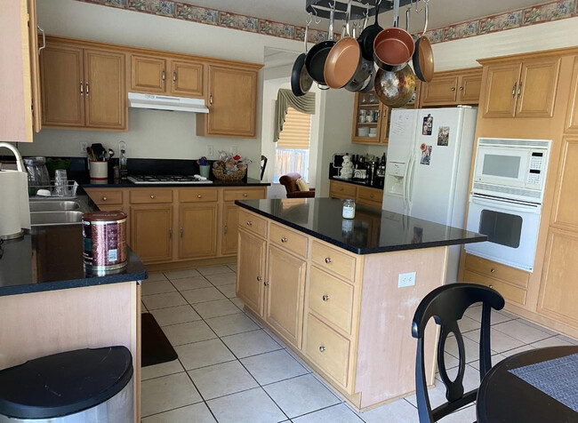 Building Photo - 6791 Talmedge Cir